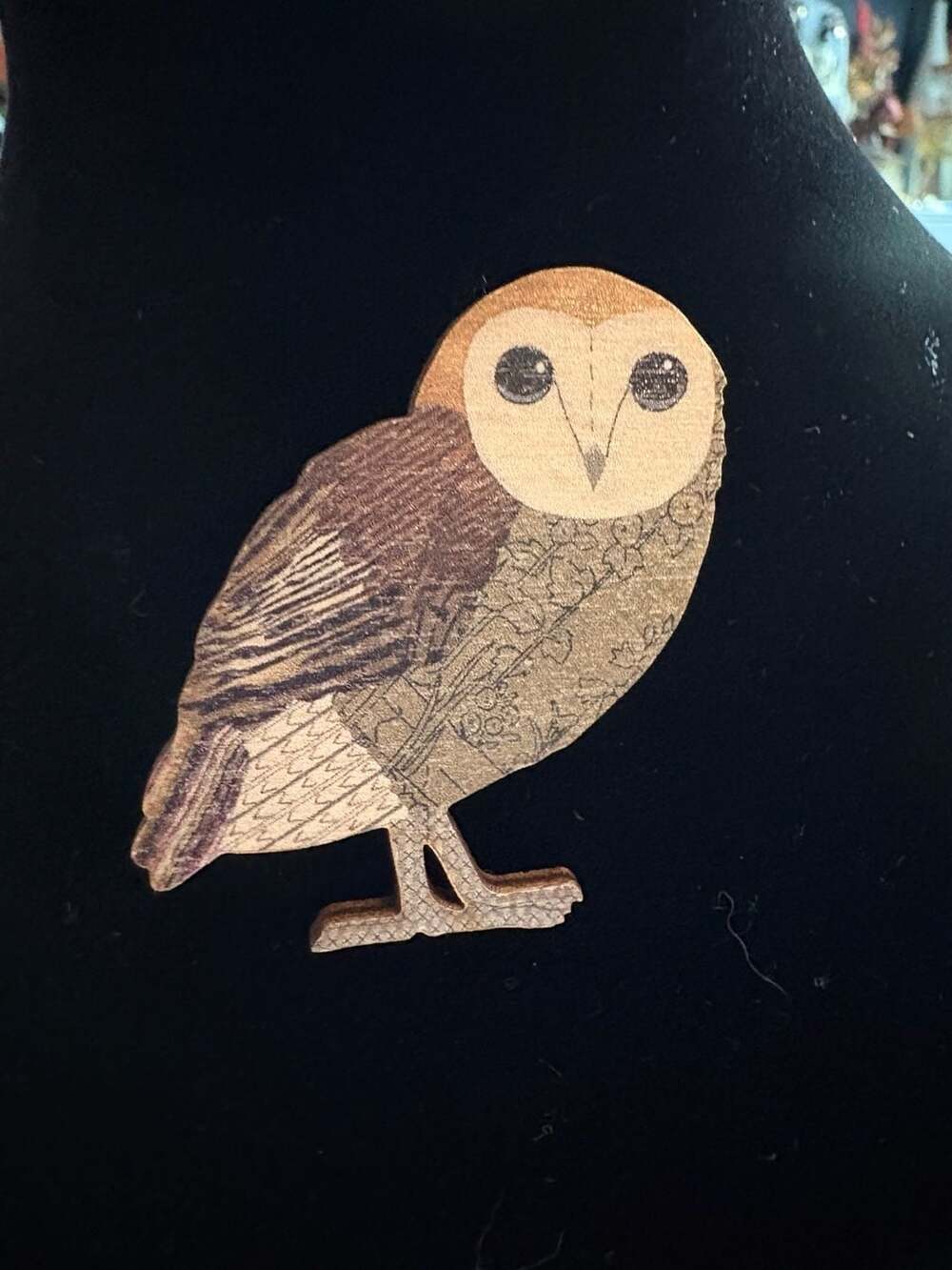 Vintage Wooden Hand Painted OWL Brooch